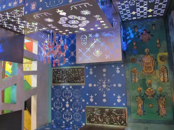 Incredible children's museum with beautiful areas and fascinating interactive exhibits designed by local artists.