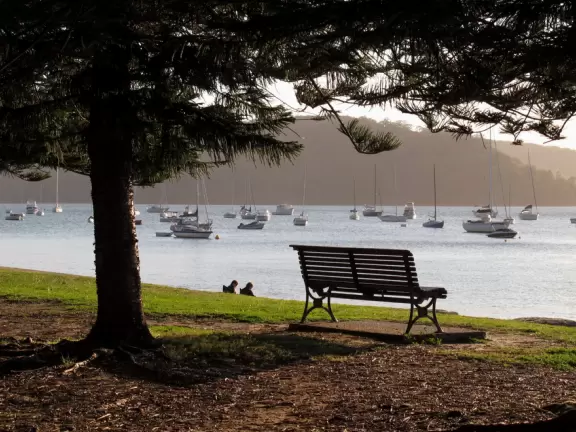 Idyllic spot where families enjoy fish 'n chips on picnic blankets and take in the delightful view. You can catch a ferry to a spot along the coast.