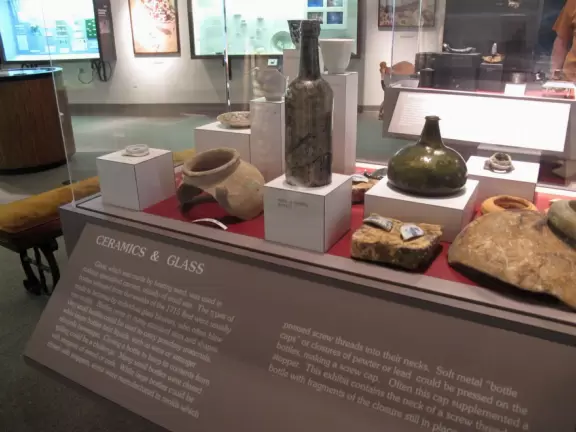 Gorgeous location with observation deck over the beach and views of intracoastal waterway, but its museum is too dusty/ moldy to stand.