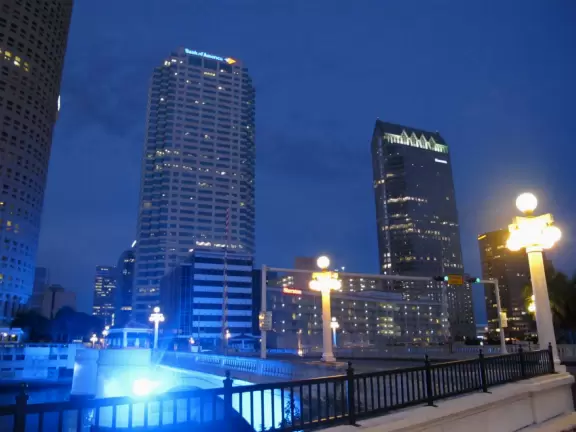 Waterfront stroll, especially gorgeous at night. Admire the silver minarets of the University of Tampa.
